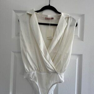 City Escape Sleeveless Blazer Collar Bodysuit